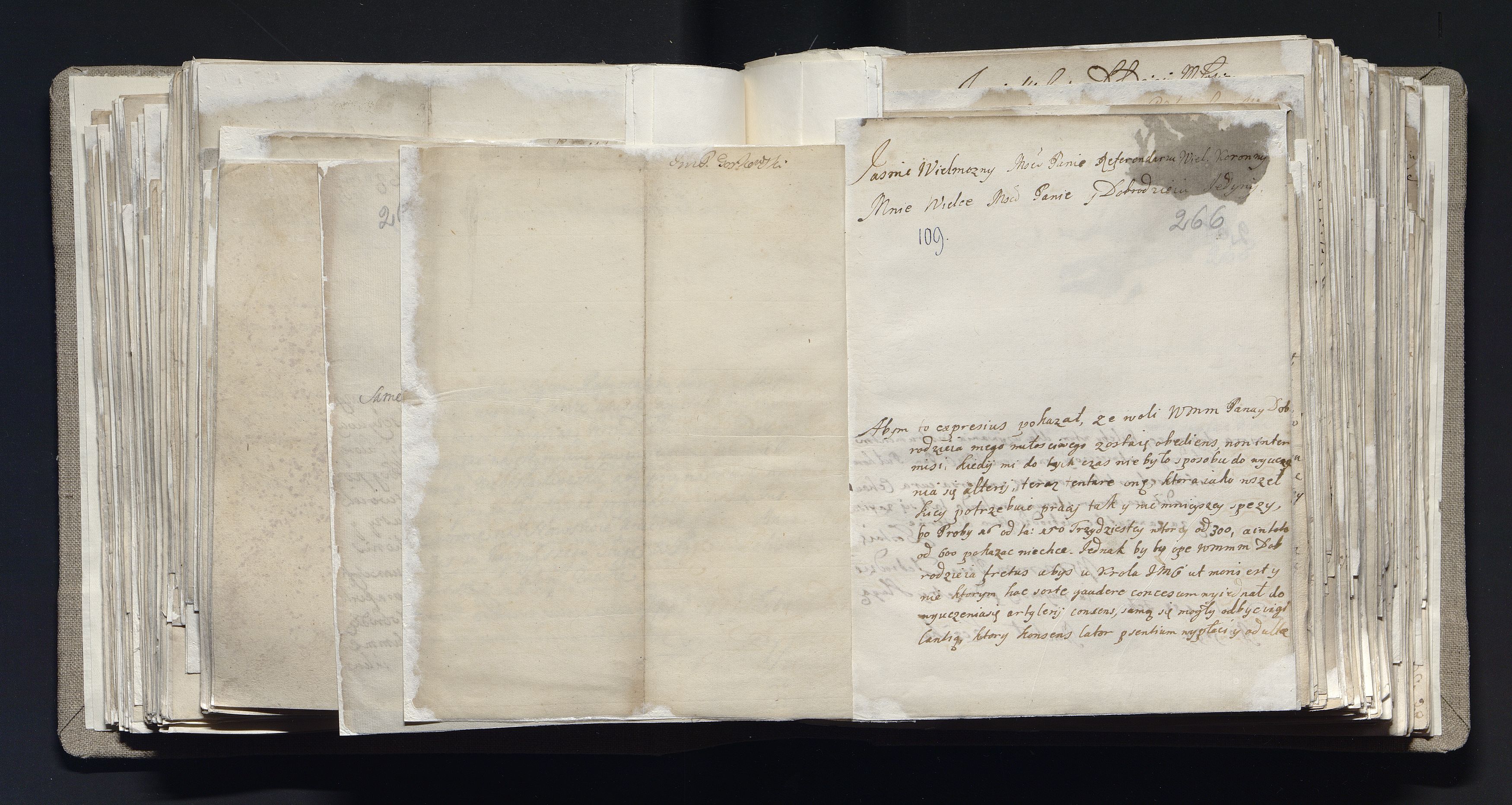 1_335_0_0_163a-28_0192