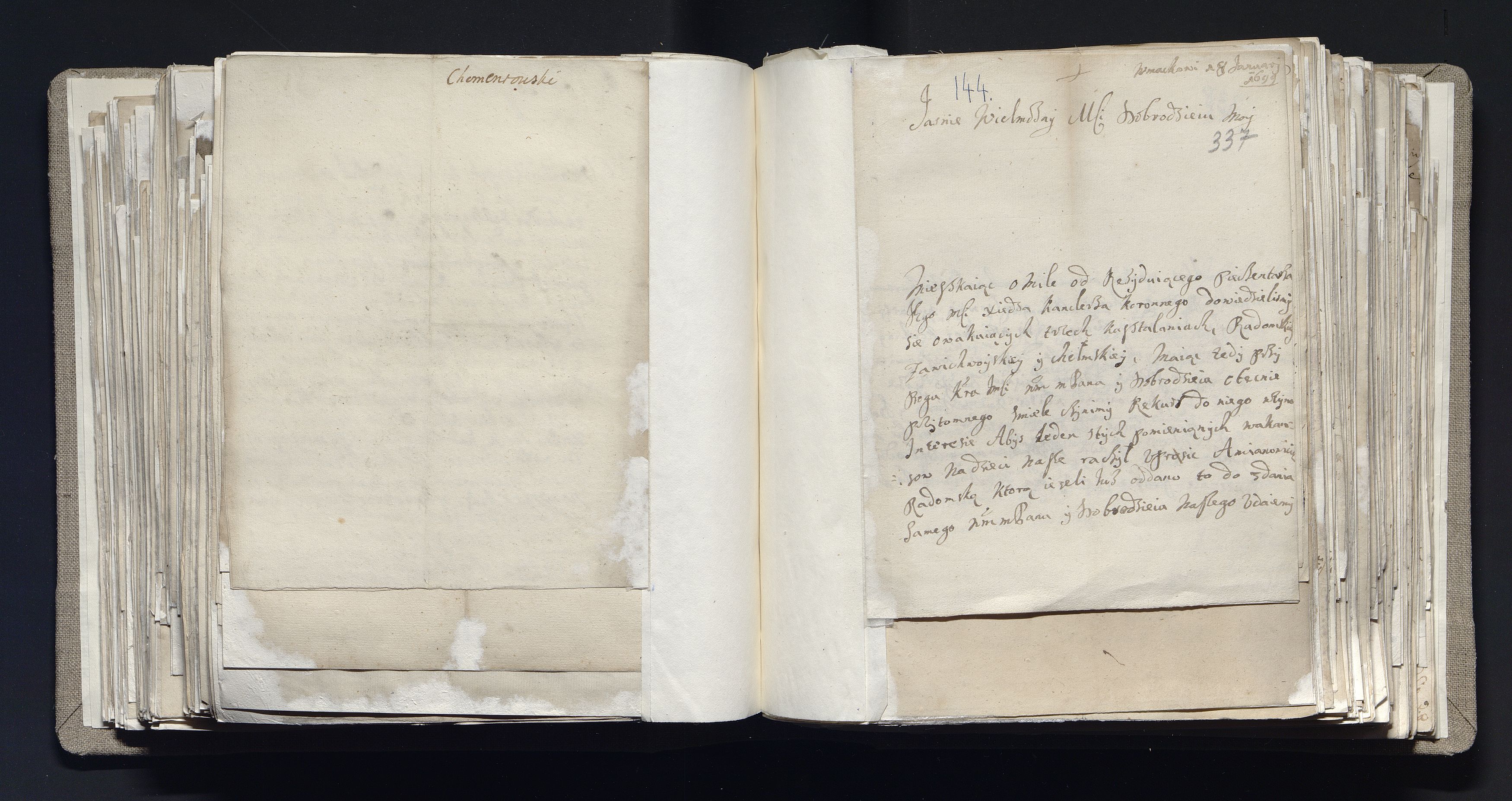 1_335_0_0_163a-28_0238