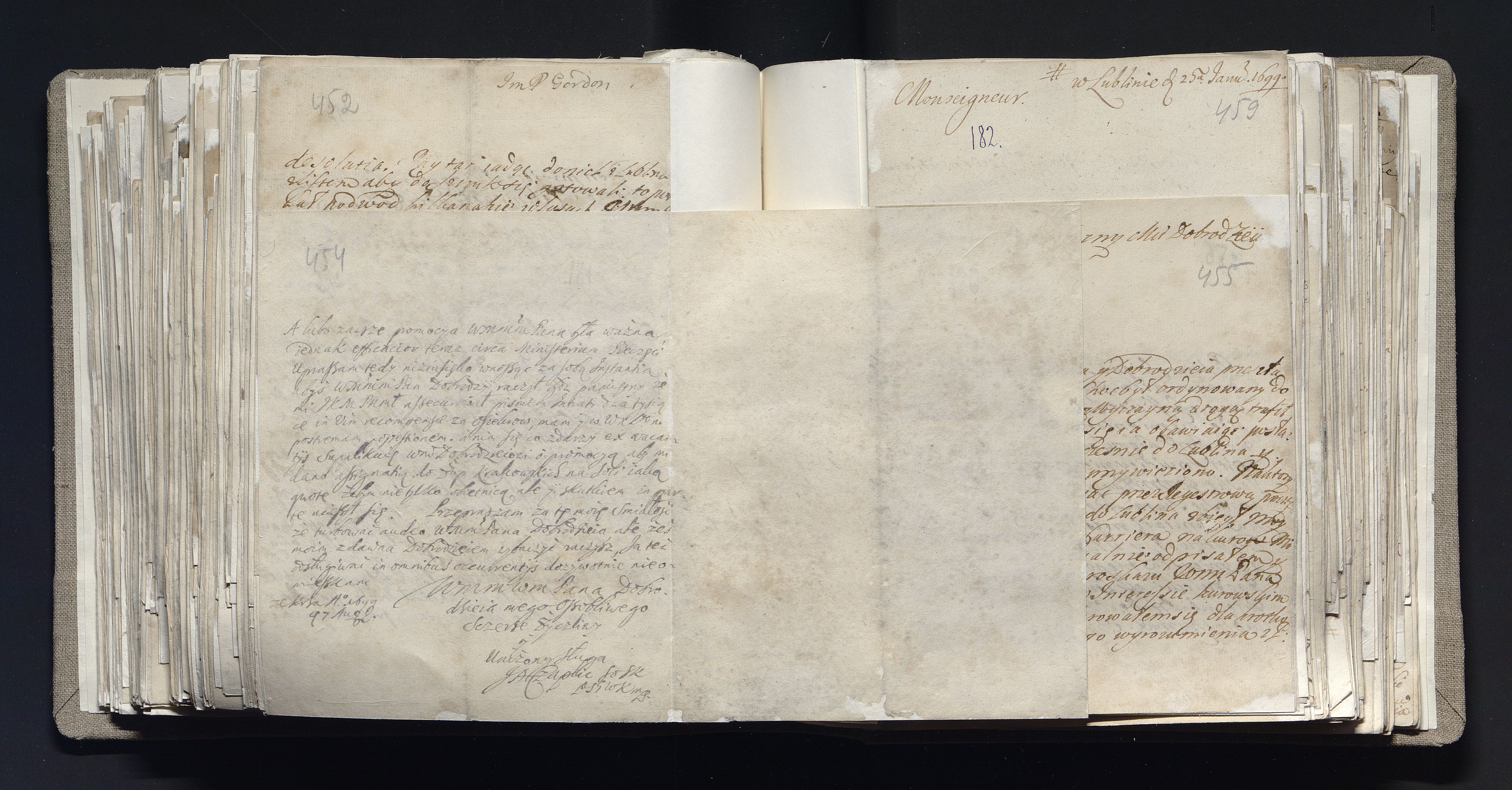 1_335_0_0_163a-28_0313