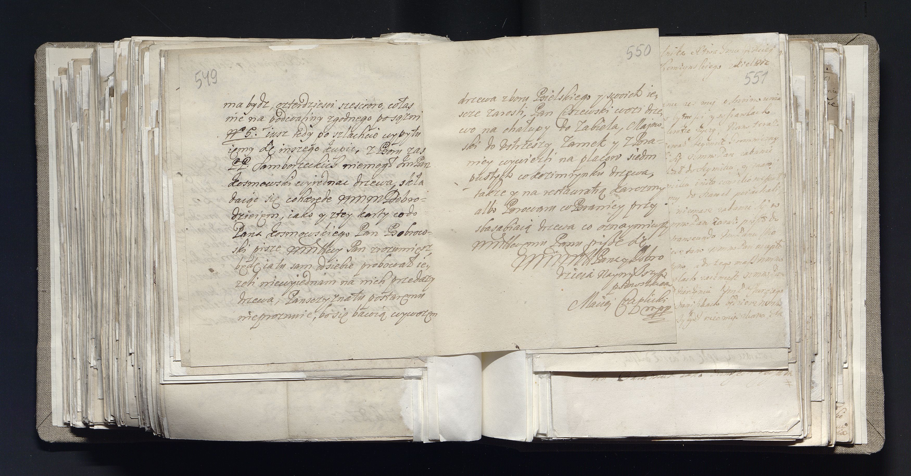 1_335_0_0_163a-28_0374