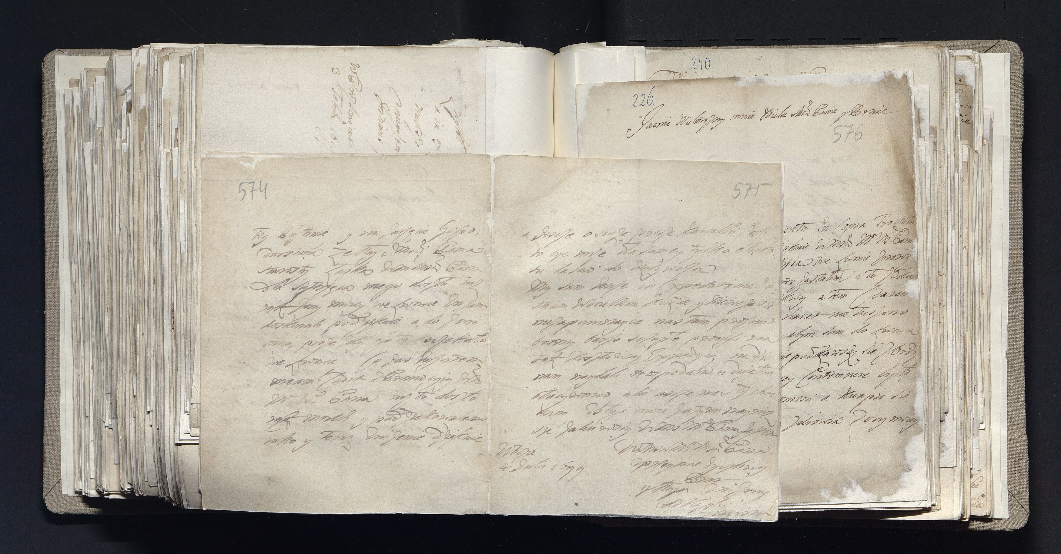 1_335_0_0_163a-28_0392