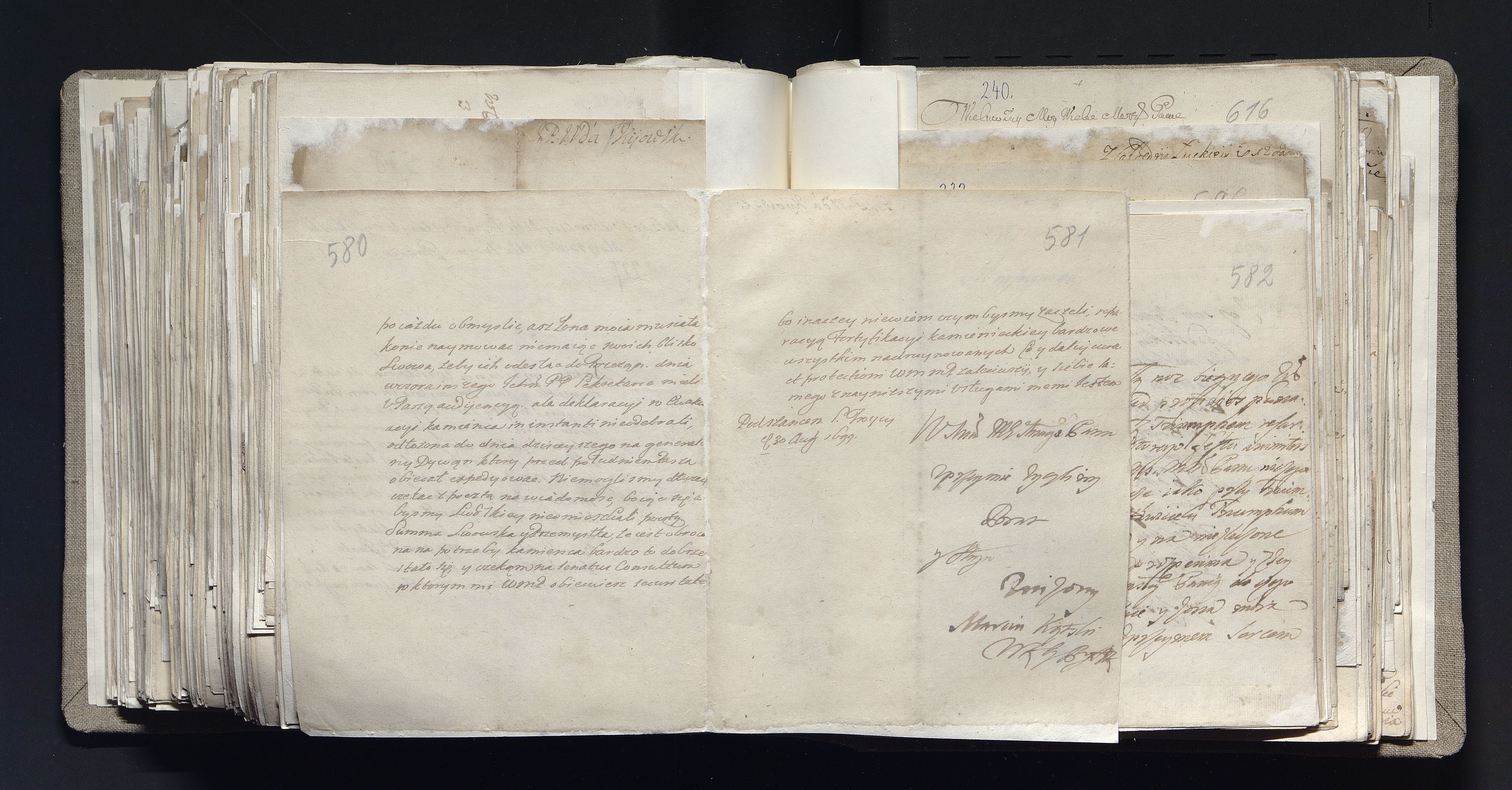 1_335_0_0_163a-28_0396