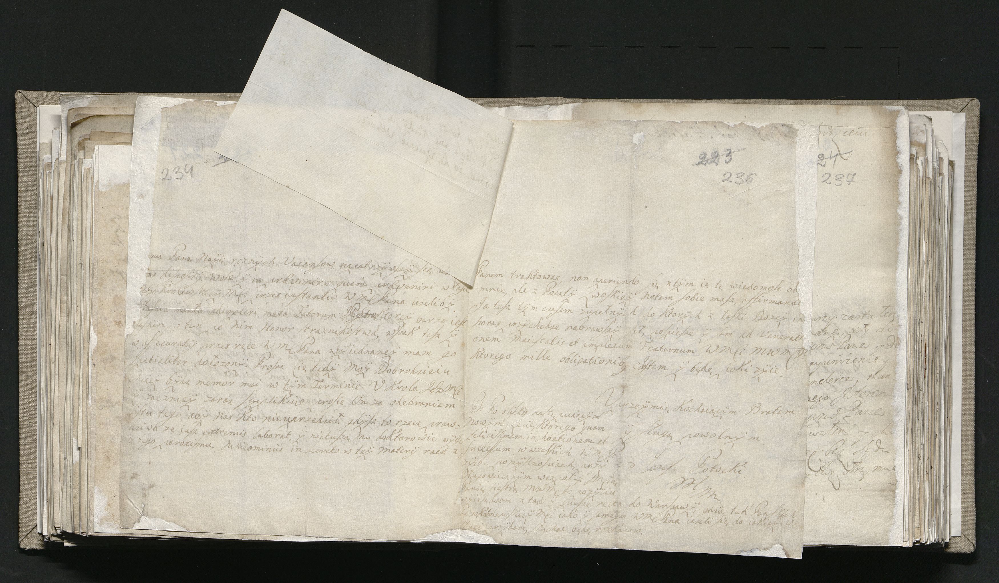 1_335_0_0_163a-30_0144