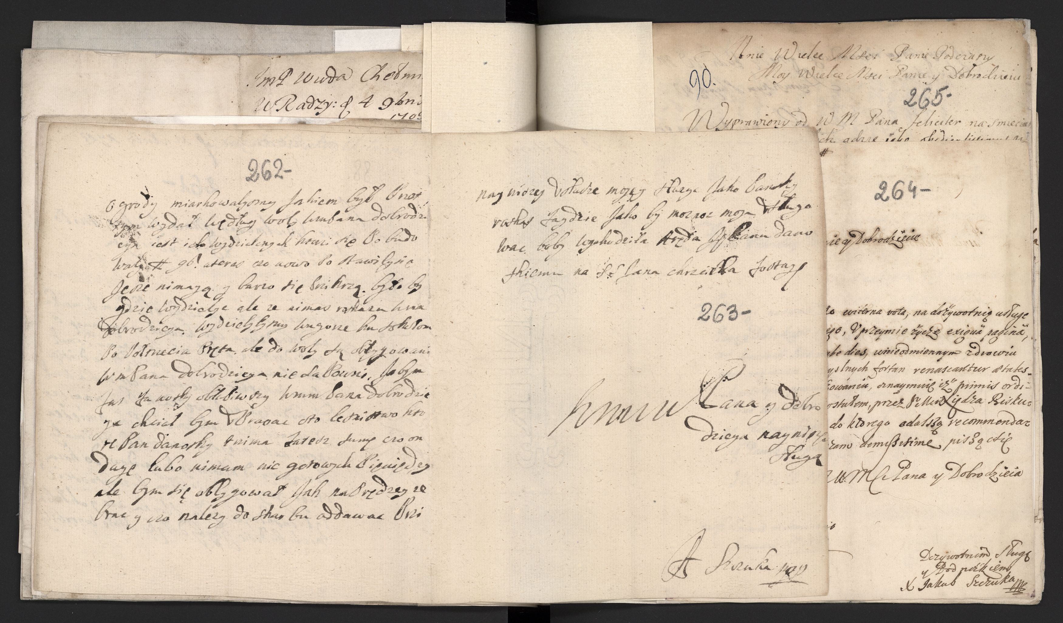 1_335_0_0_163a-32_0165