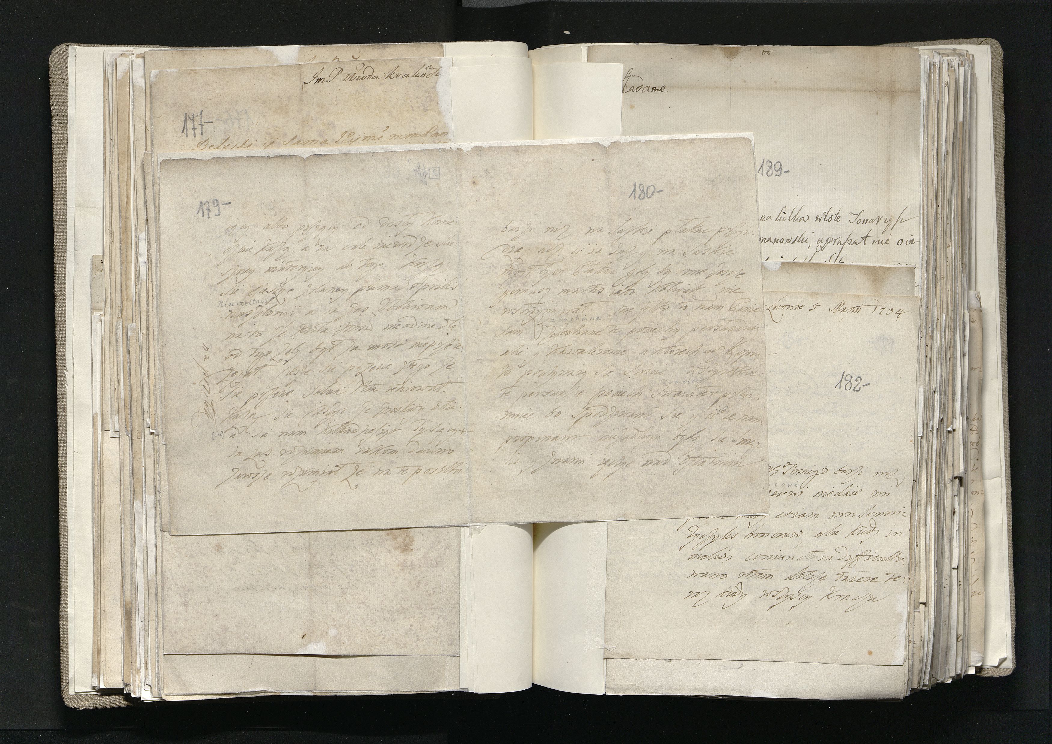 1_335_0_0_163a-33_0112