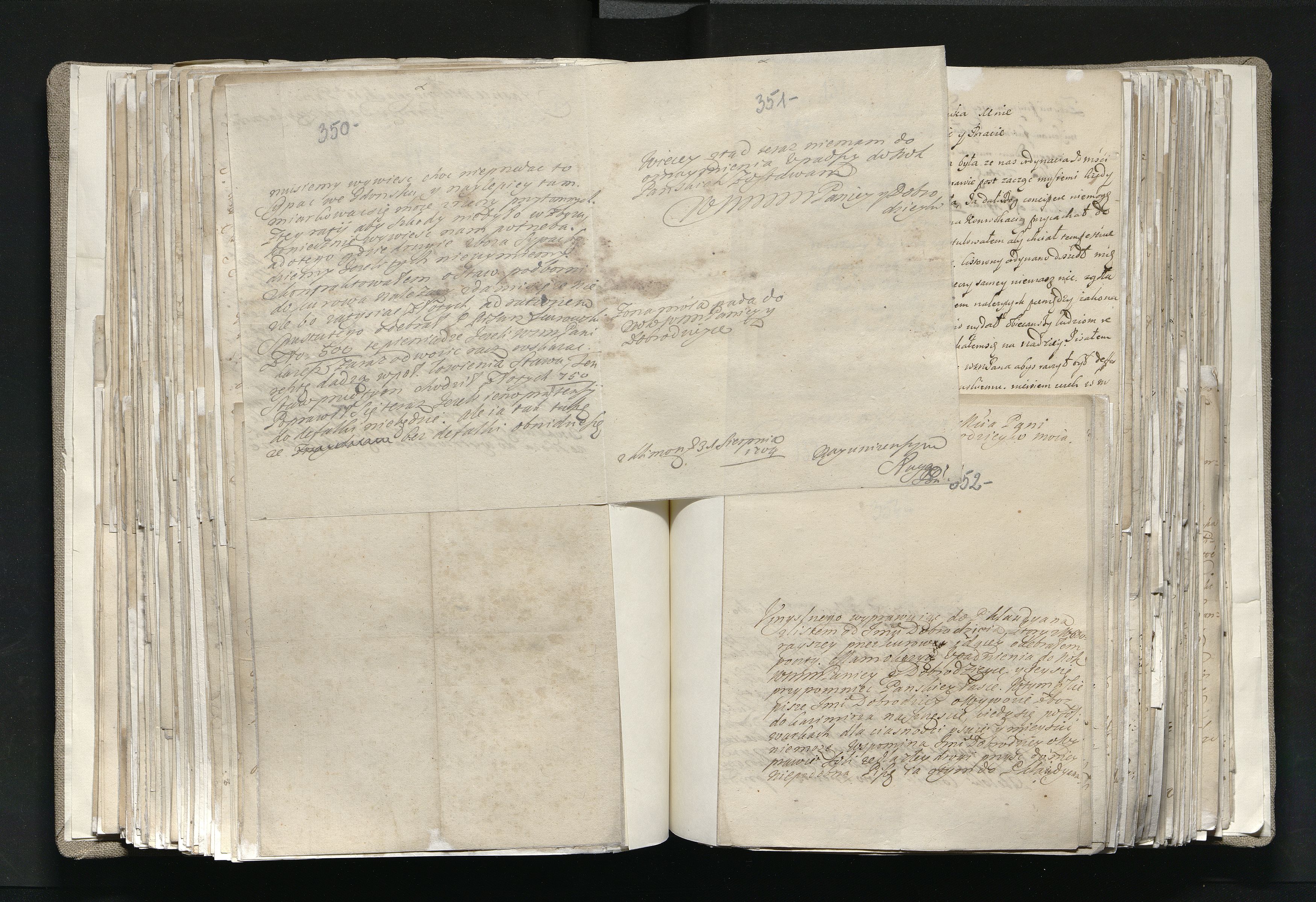 1_335_0_0_163a-33_0227