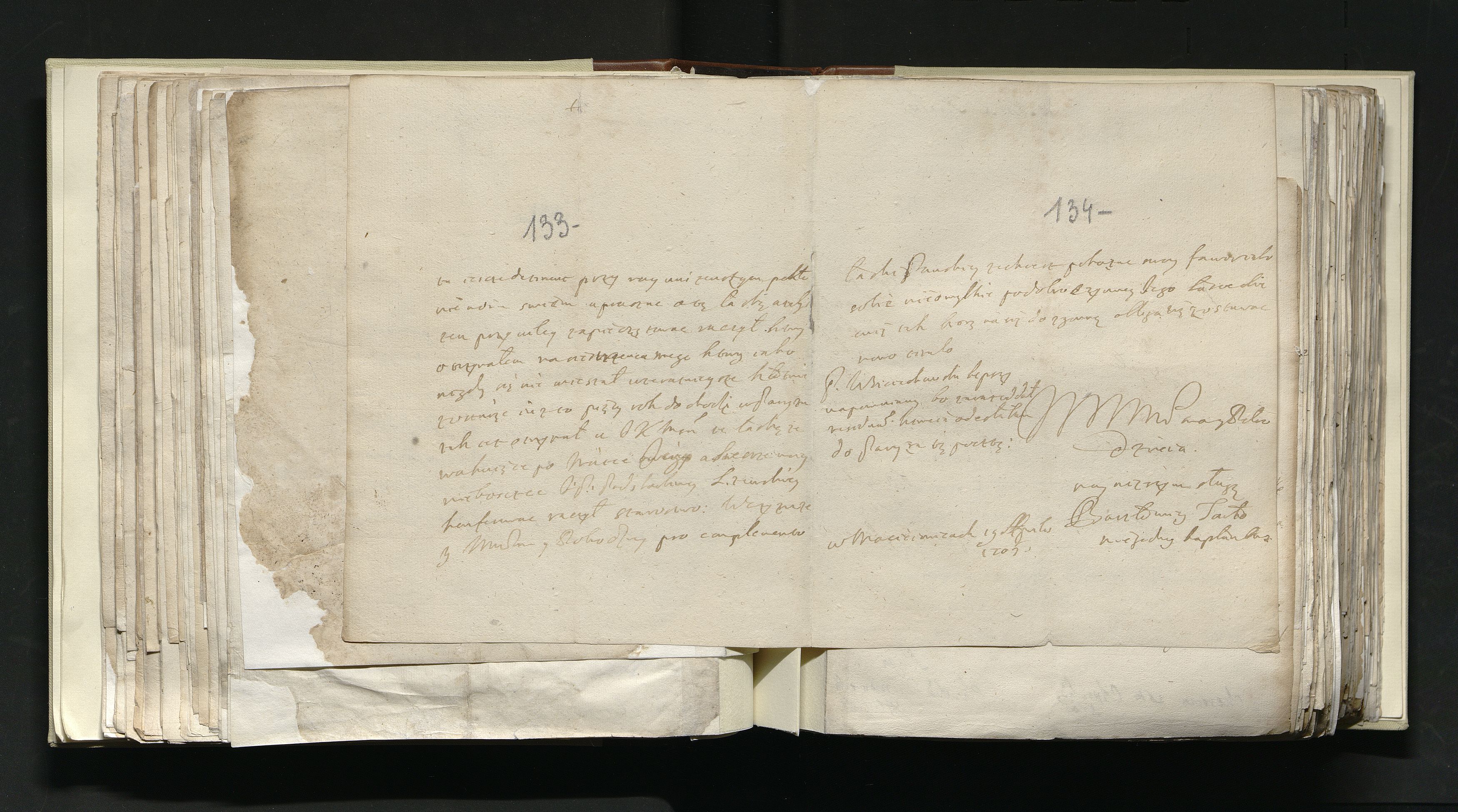 1_335_0_0_163a-34_0084