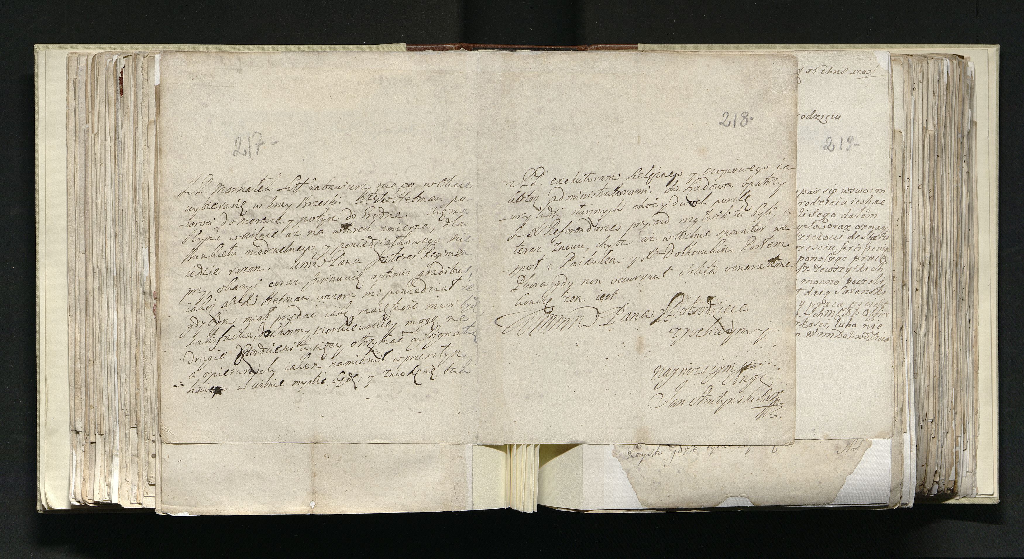 1_335_0_0_163a-34_0137