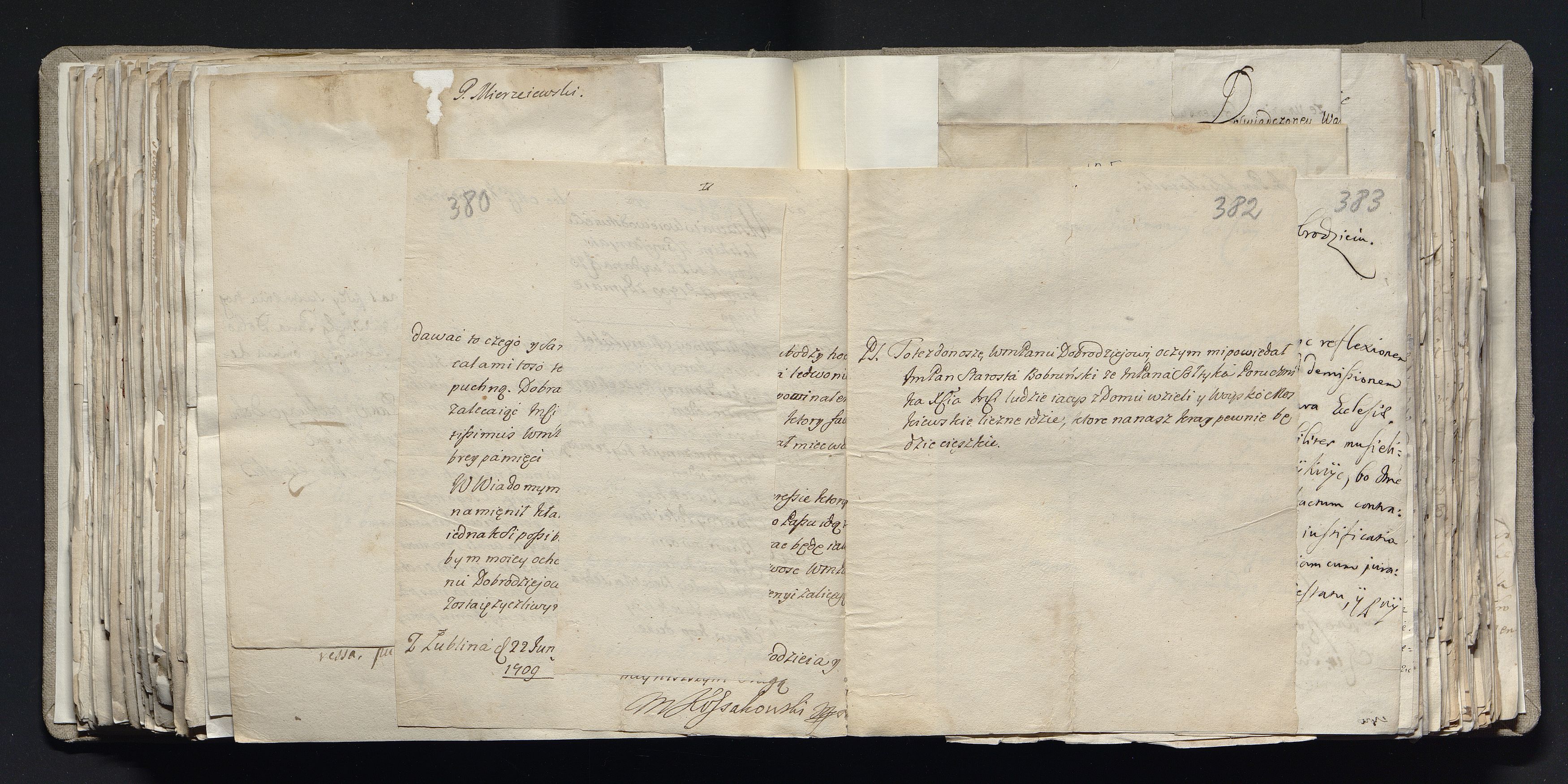 1_335_0_0_163a-39_0237