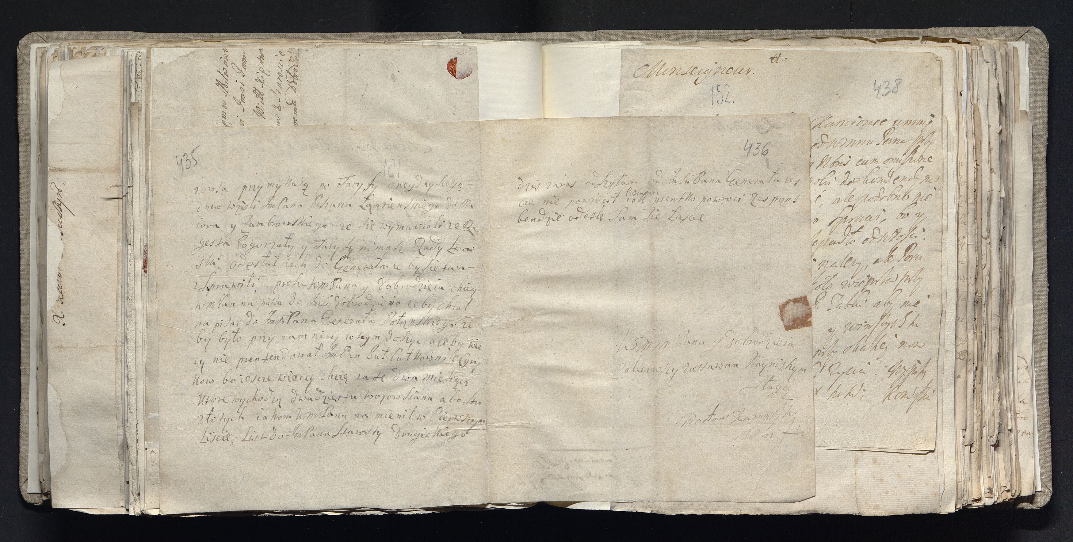 1_335_0_0_163a-39_0272