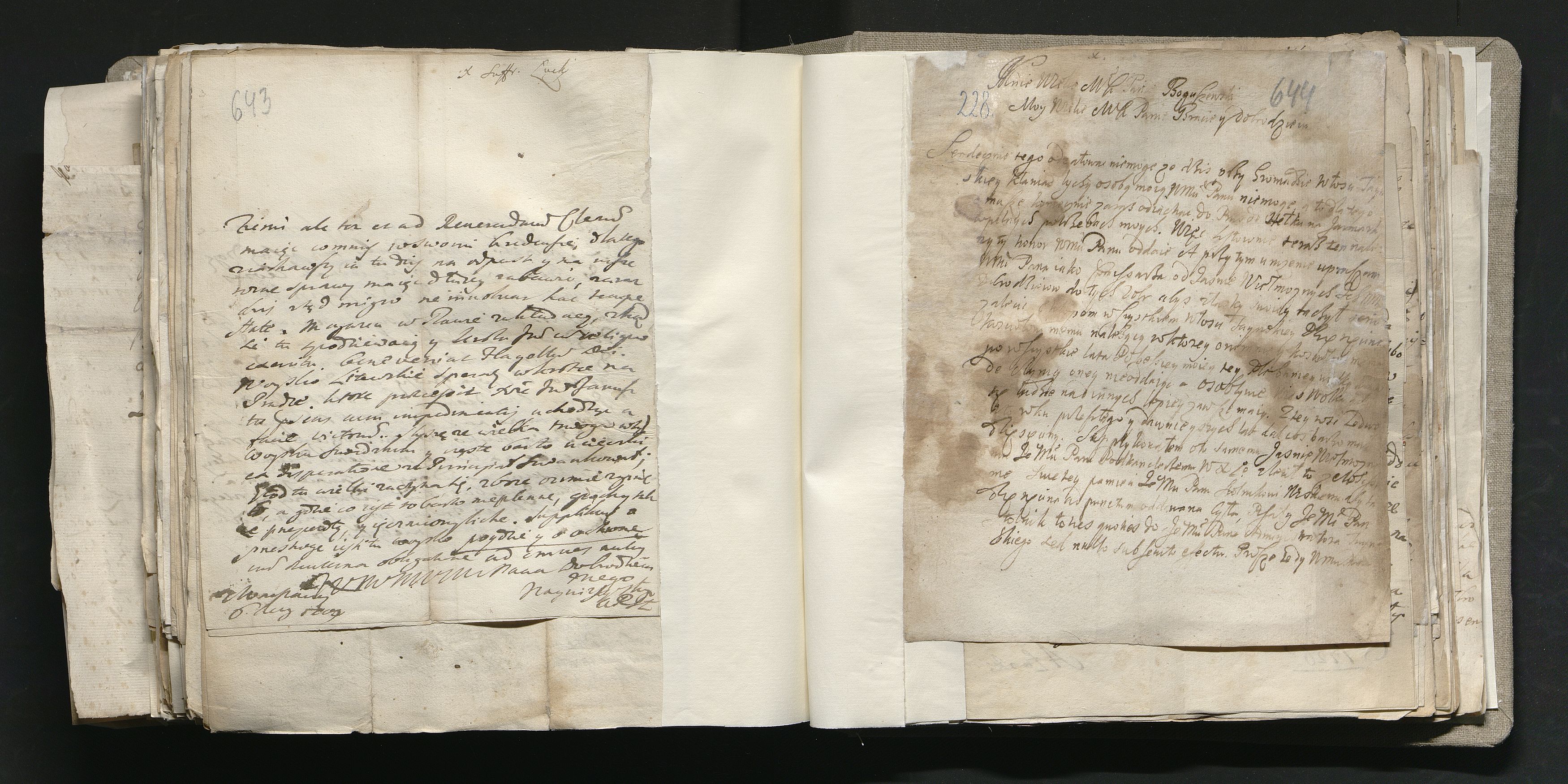 1_335_0_0_163a-39_0405