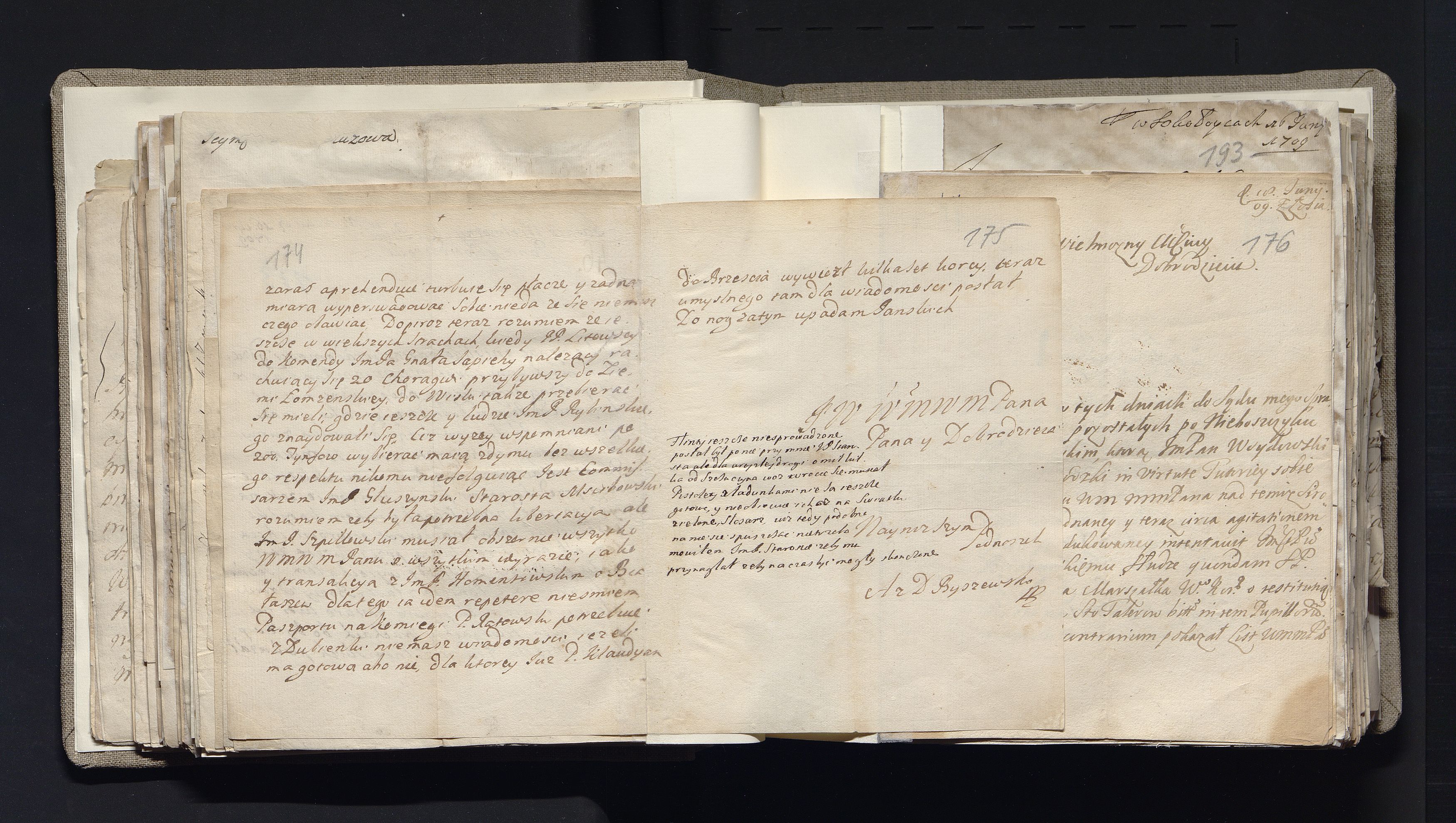 1_335_0_0_163a-40_0098