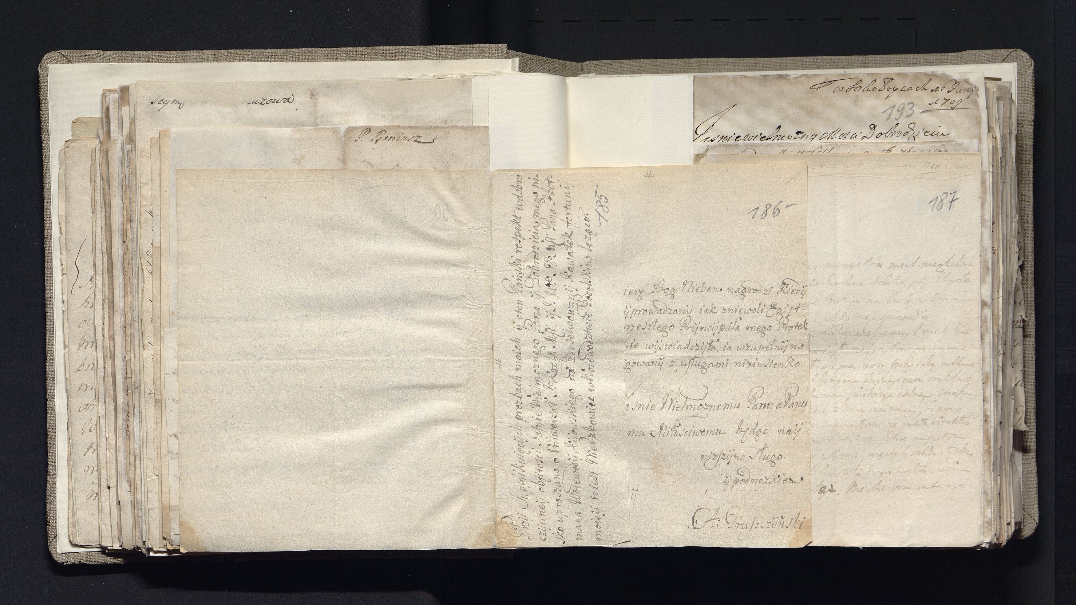 1_335_0_0_163a-40_0105