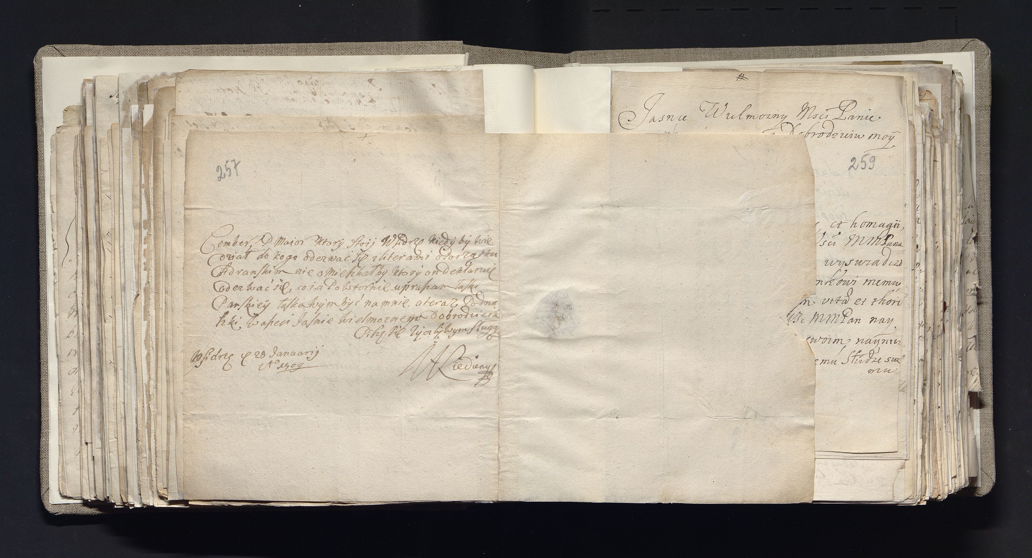 1_335_0_0_163a-40_0153