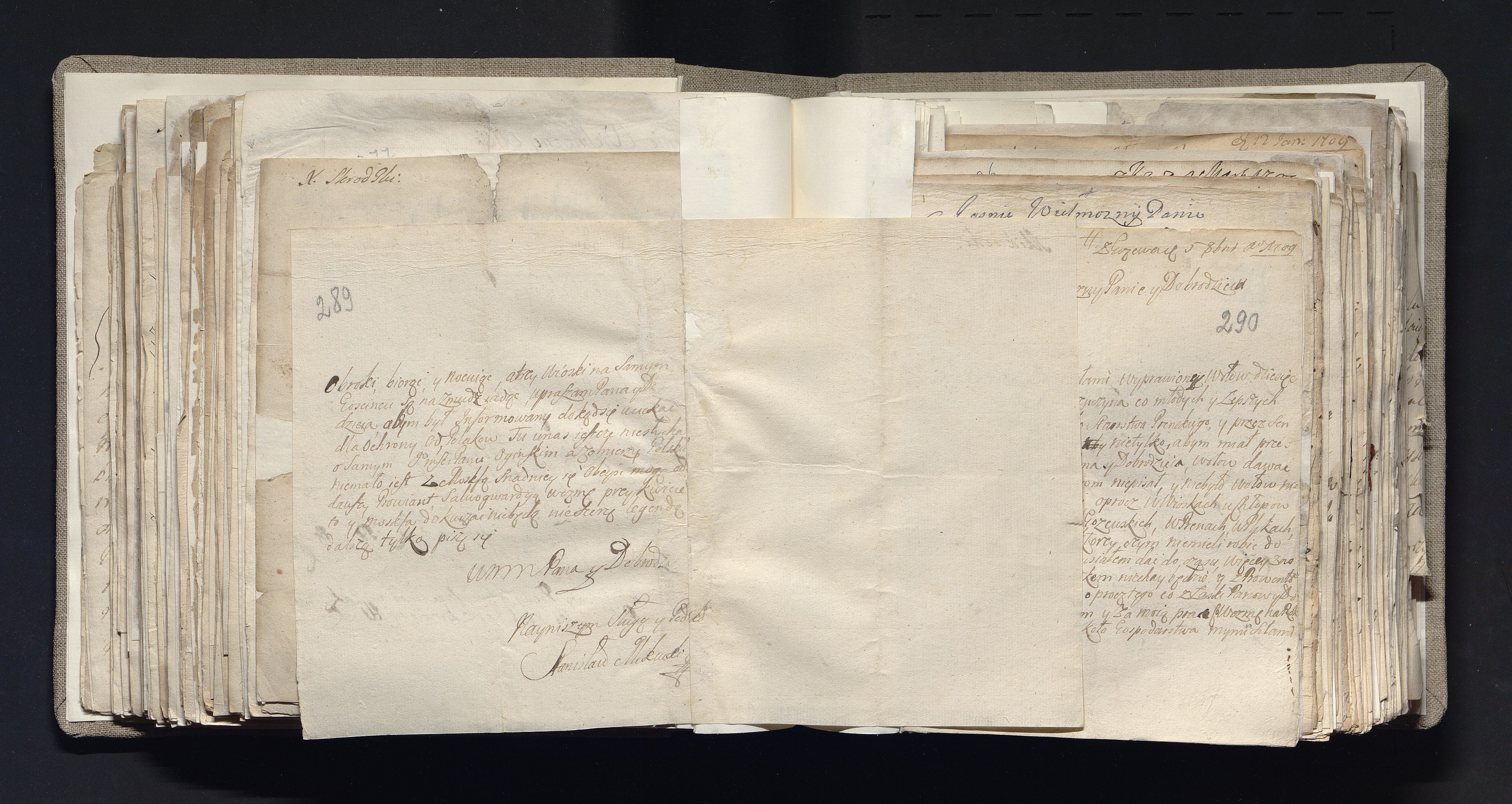 1_335_0_0_163a-40_0174