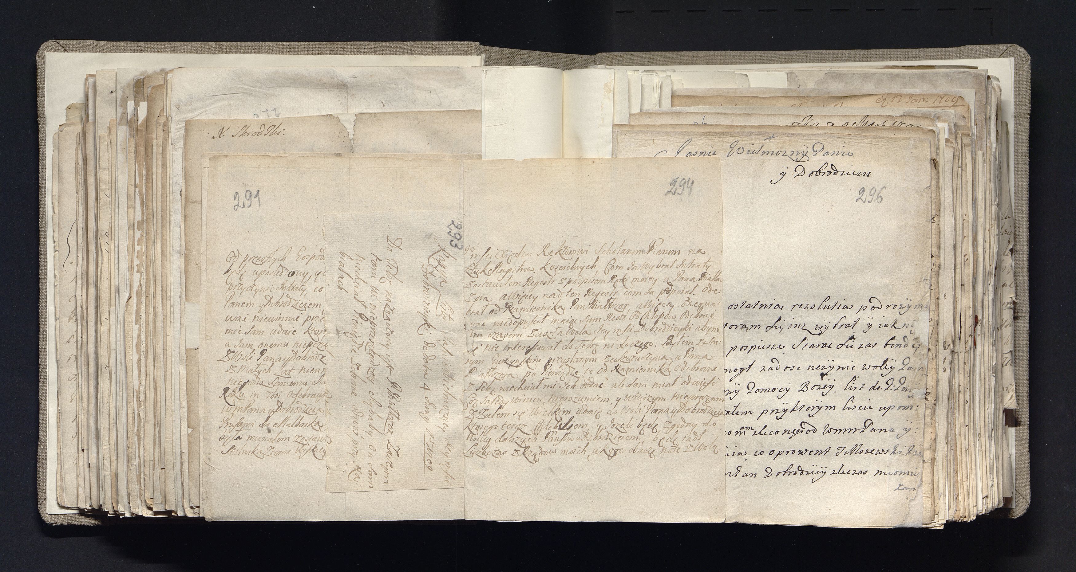 1_335_0_0_163a-40_0177