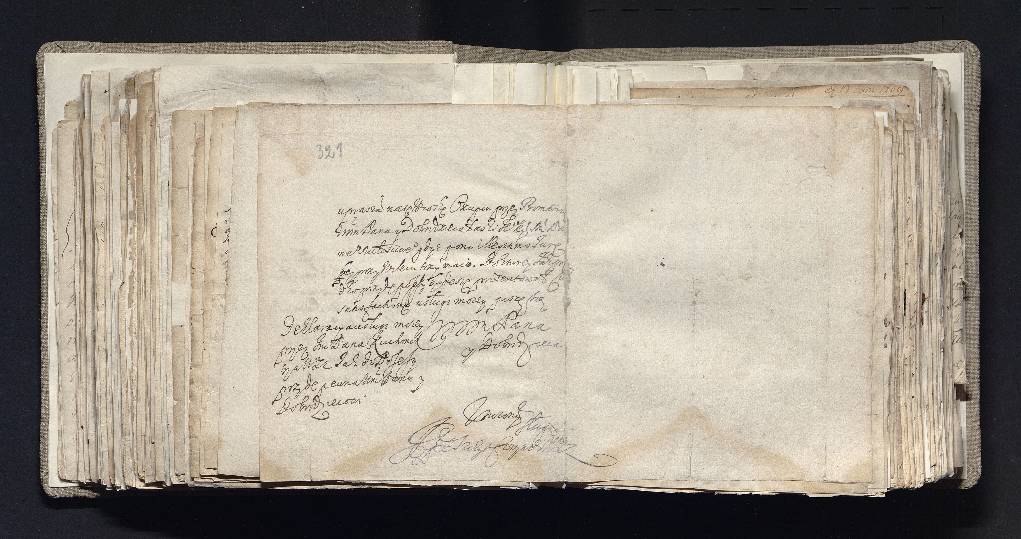 1_335_0_0_163a-40_0192