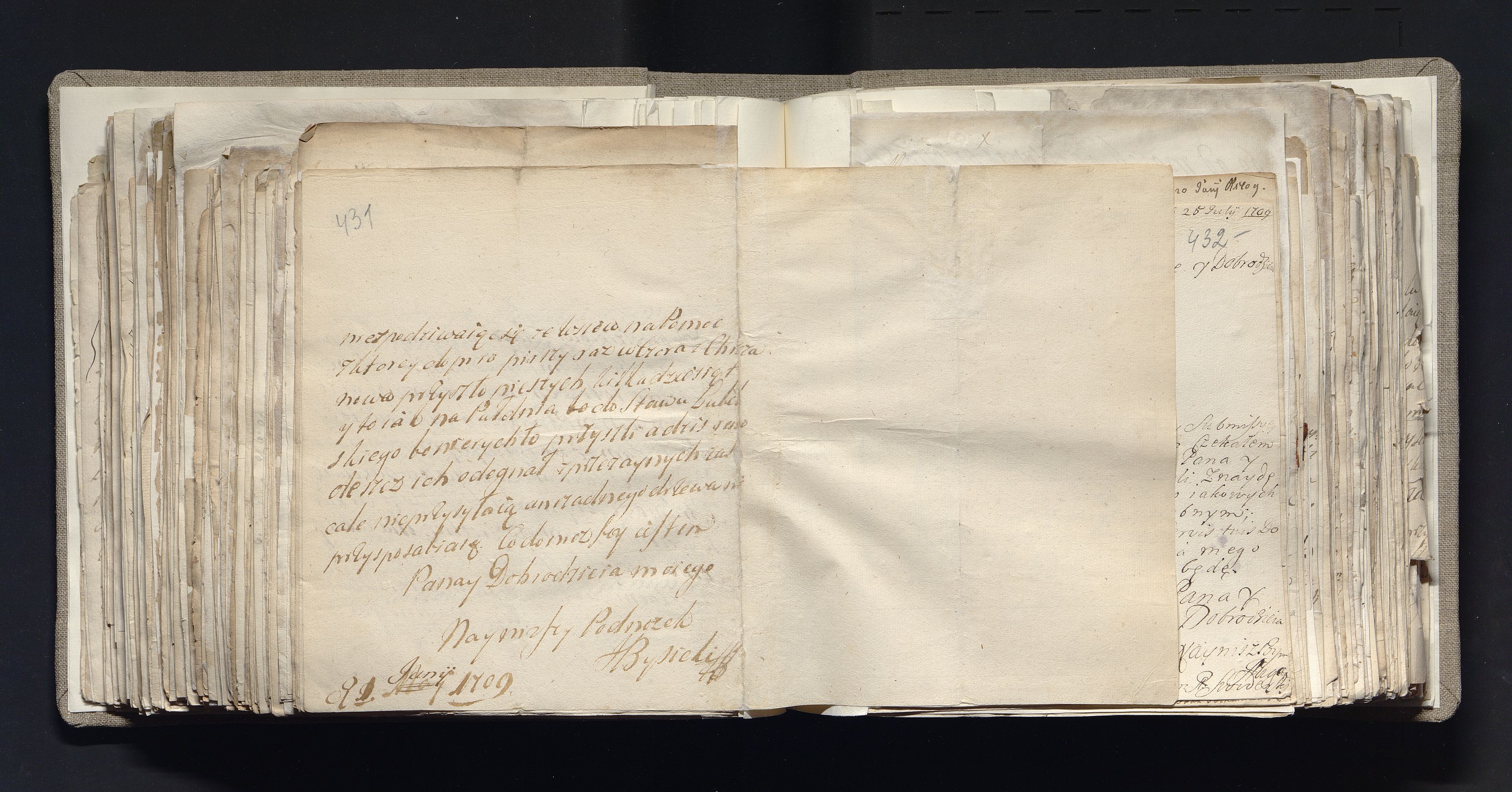 1_335_0_0_163a-40_0256