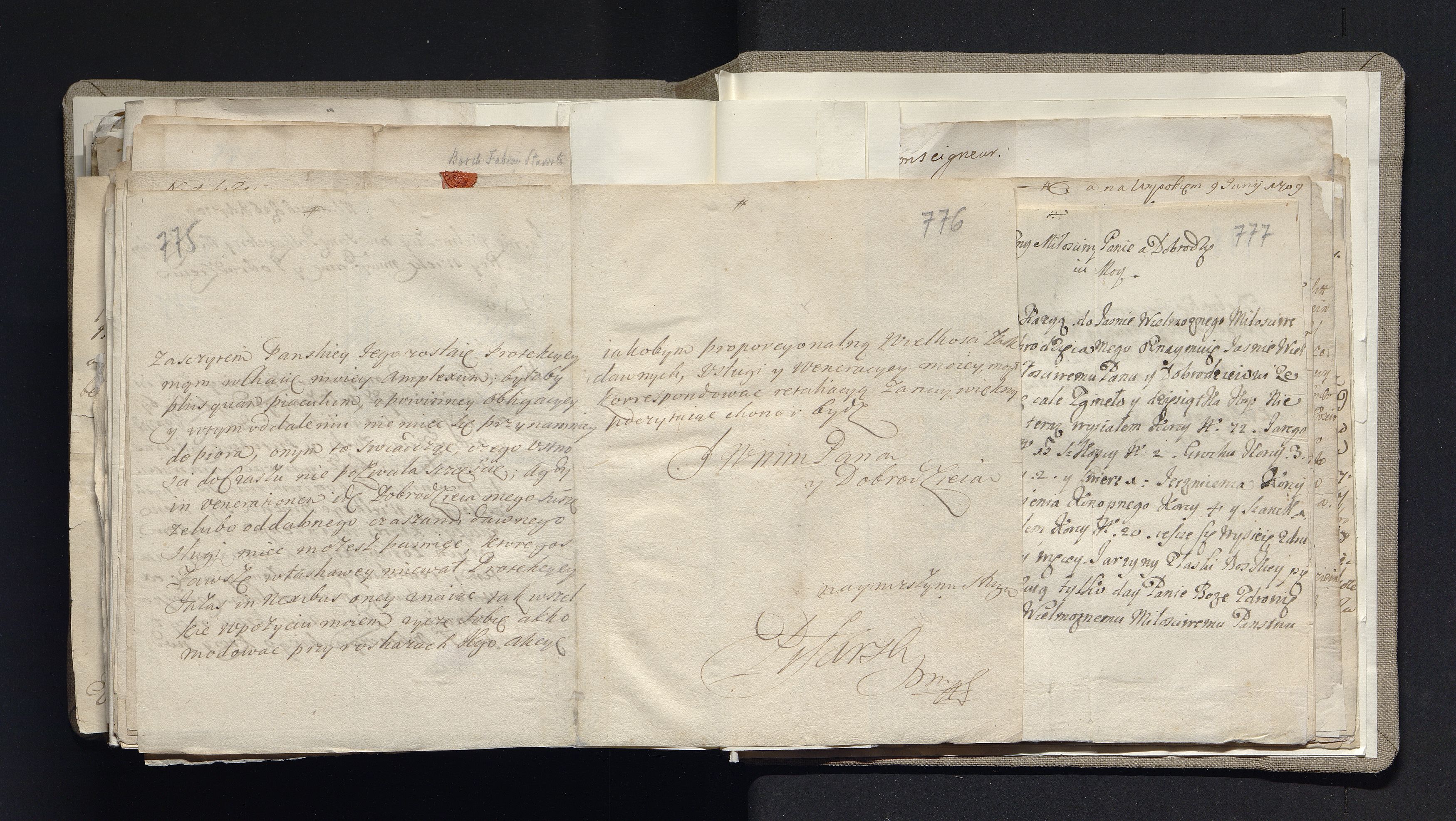 1_335_0_0_163a-40_0472