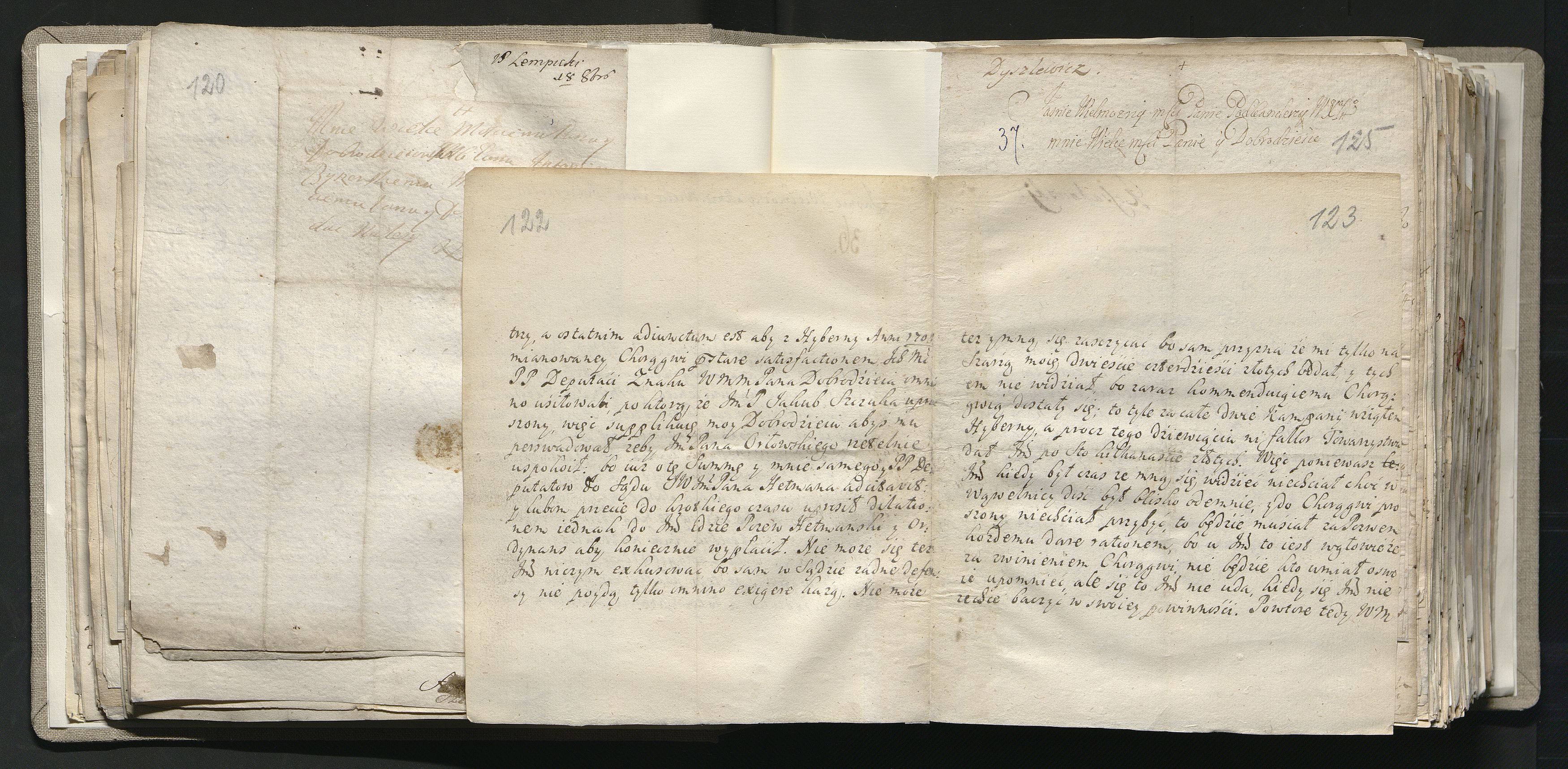 1_335_0_0_163a-41_0070