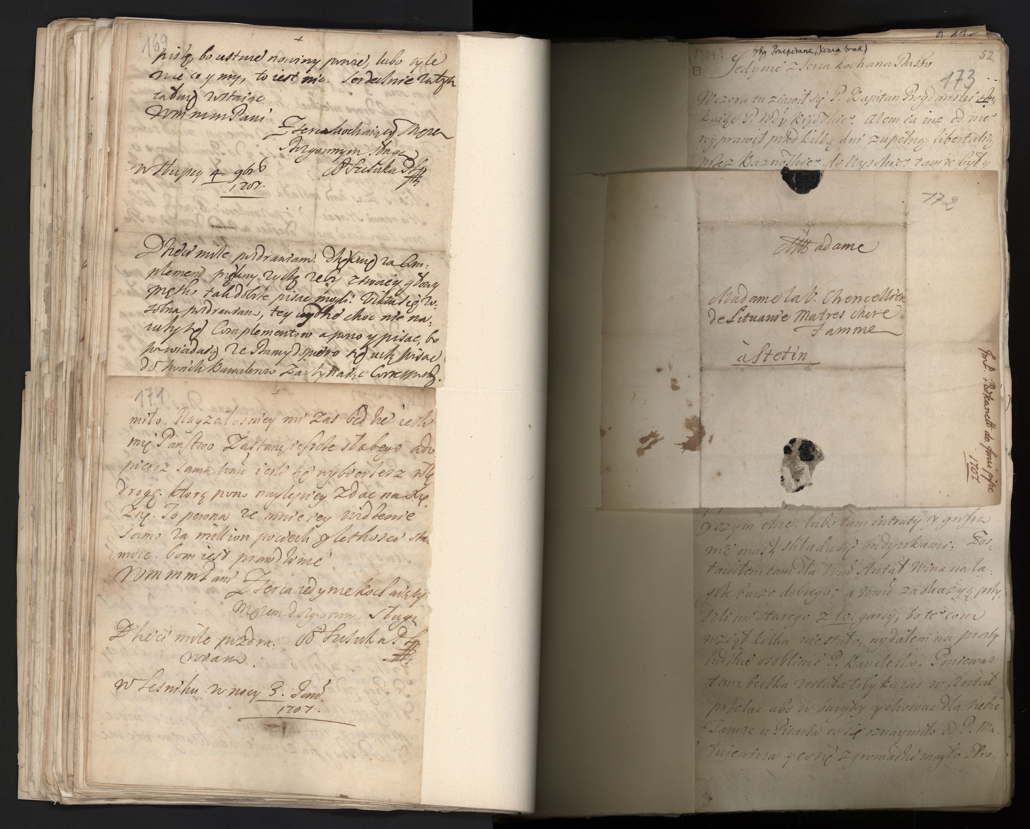 1_335_0_0_163a-42_0100