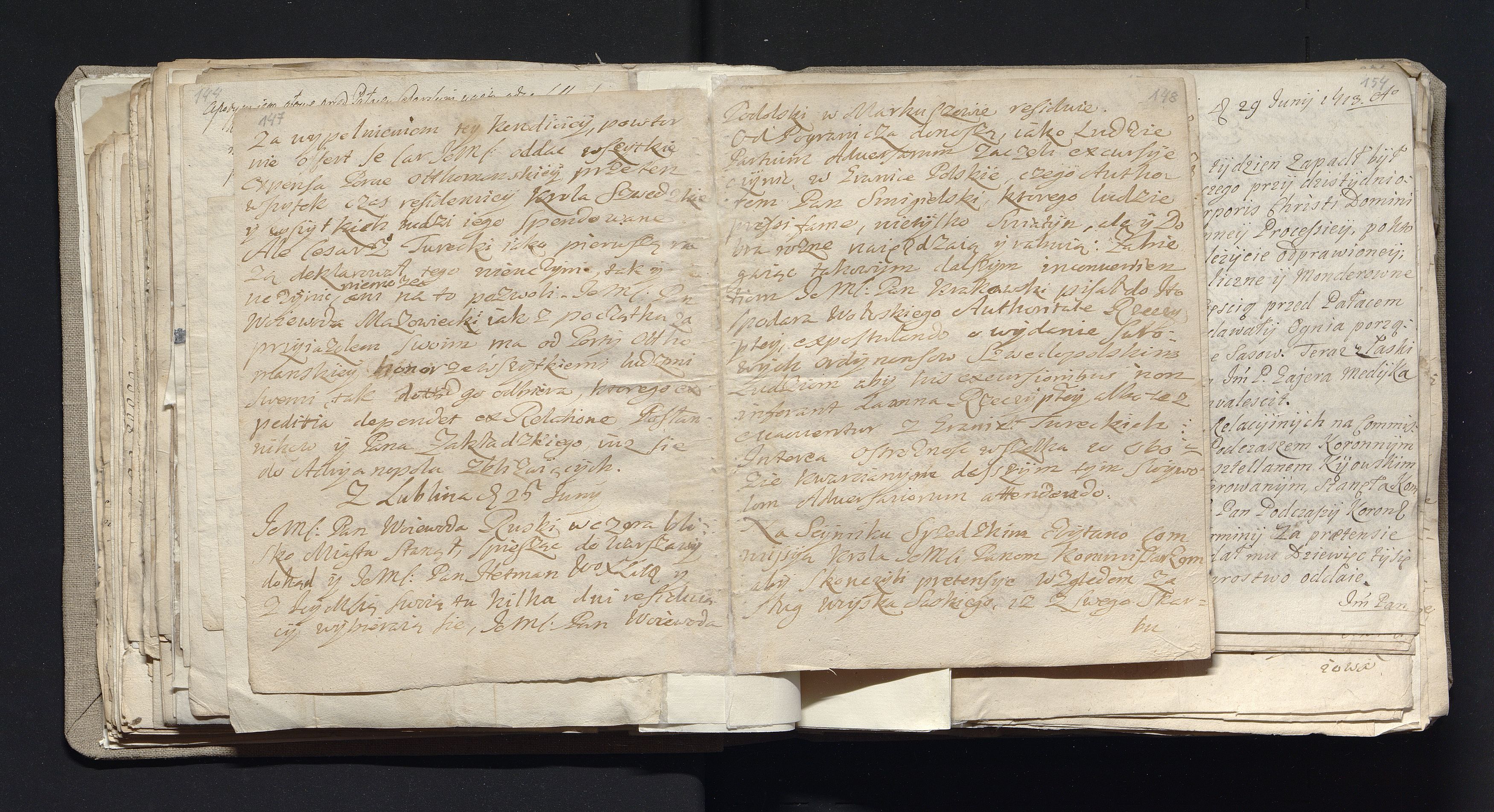 1_335_0_0_163a-44_0079