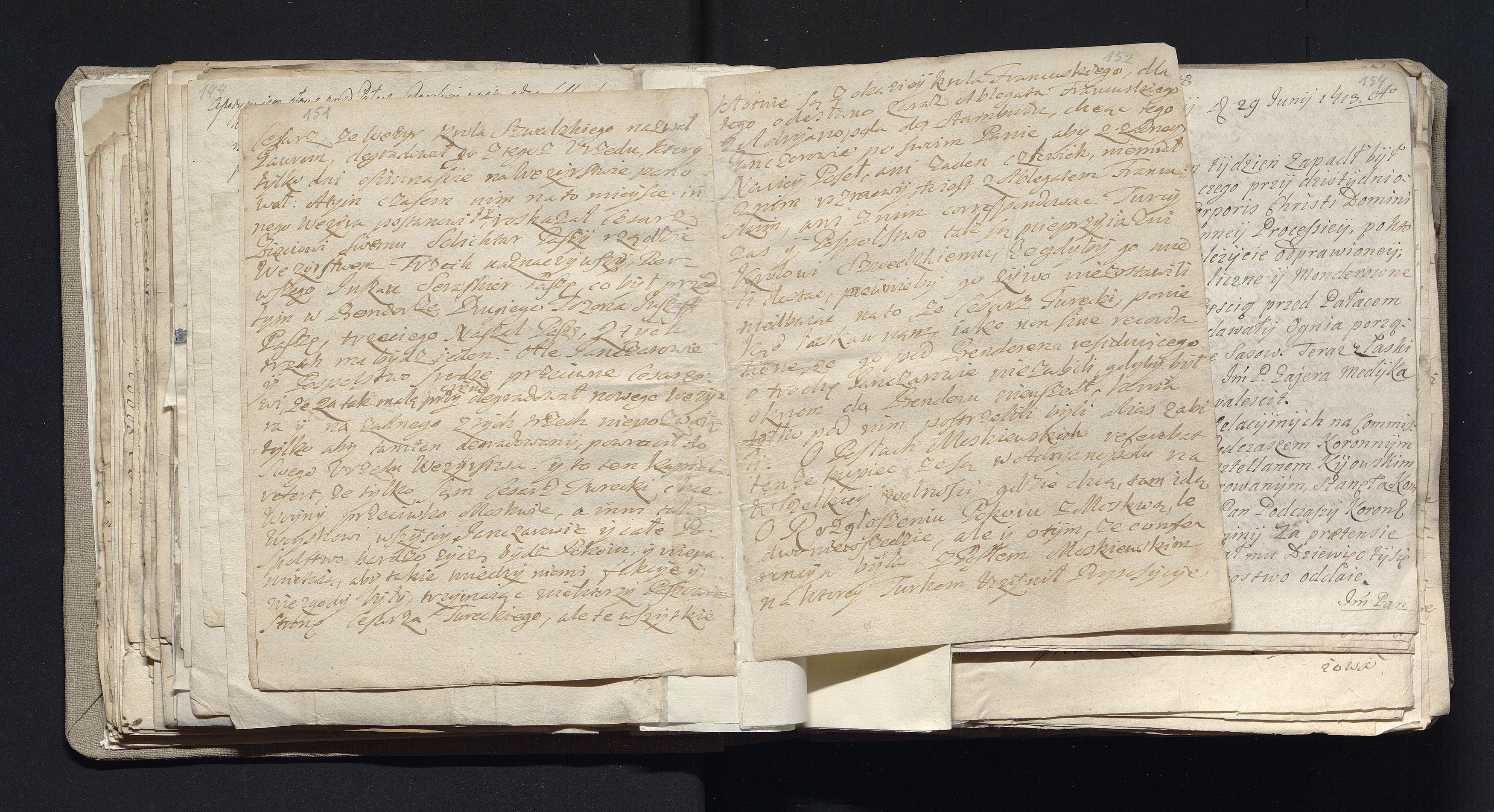 1_335_0_0_163a-44_0081