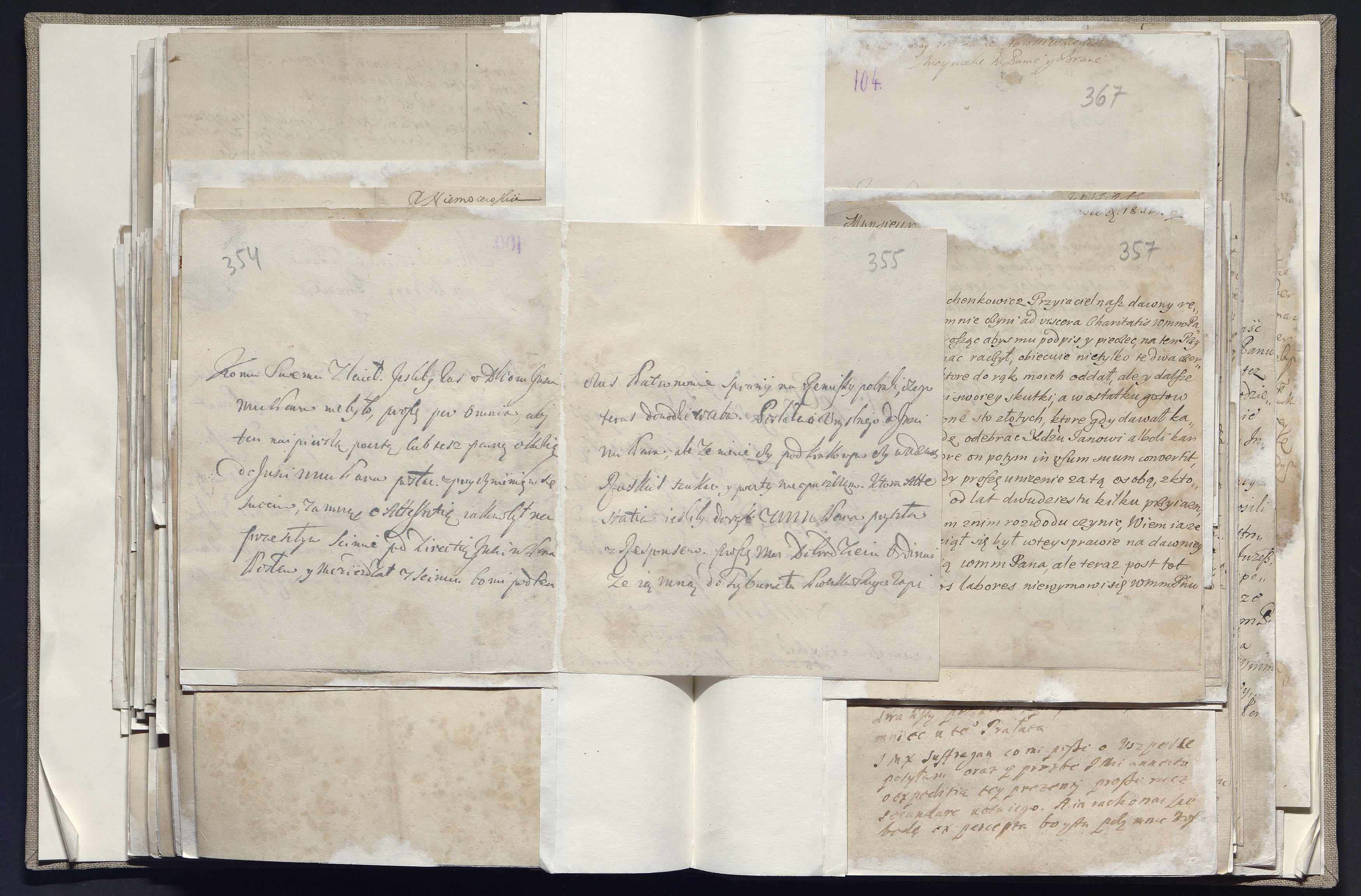 1_335_0_0_163a-9_0174