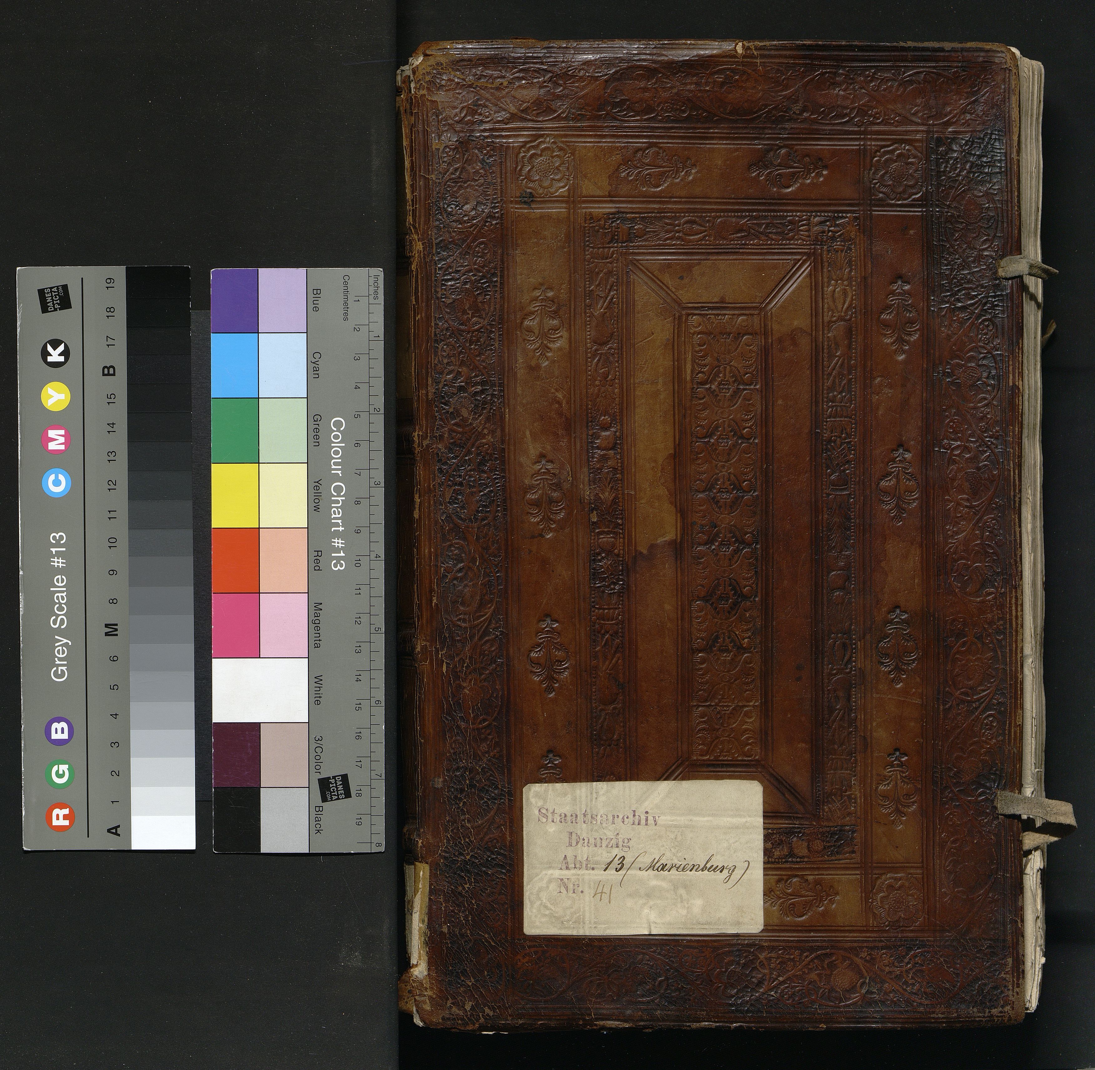 1_9_0_0_W-207_0000_okladka