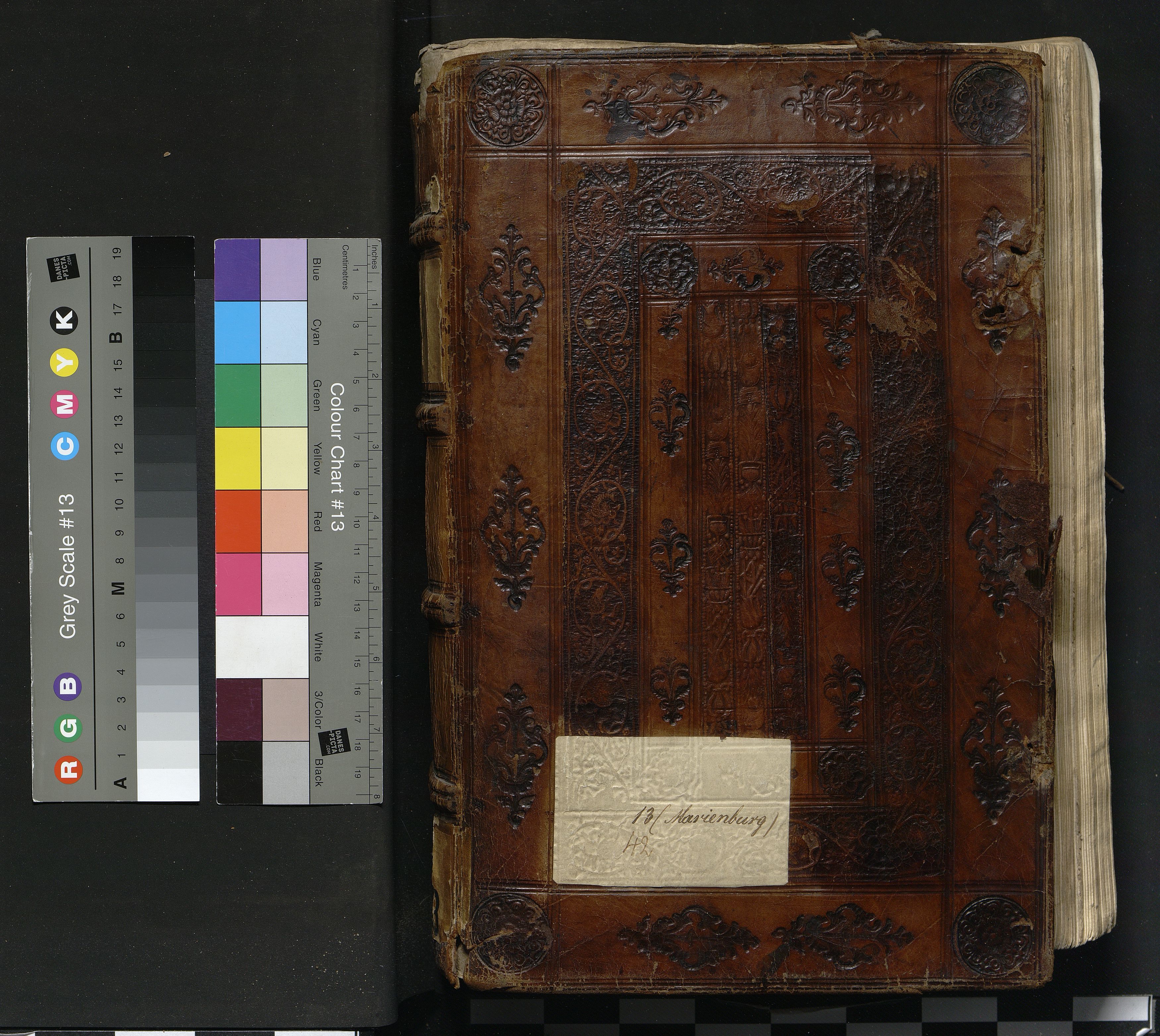 1_9_0_0_W-208_0000_okladka