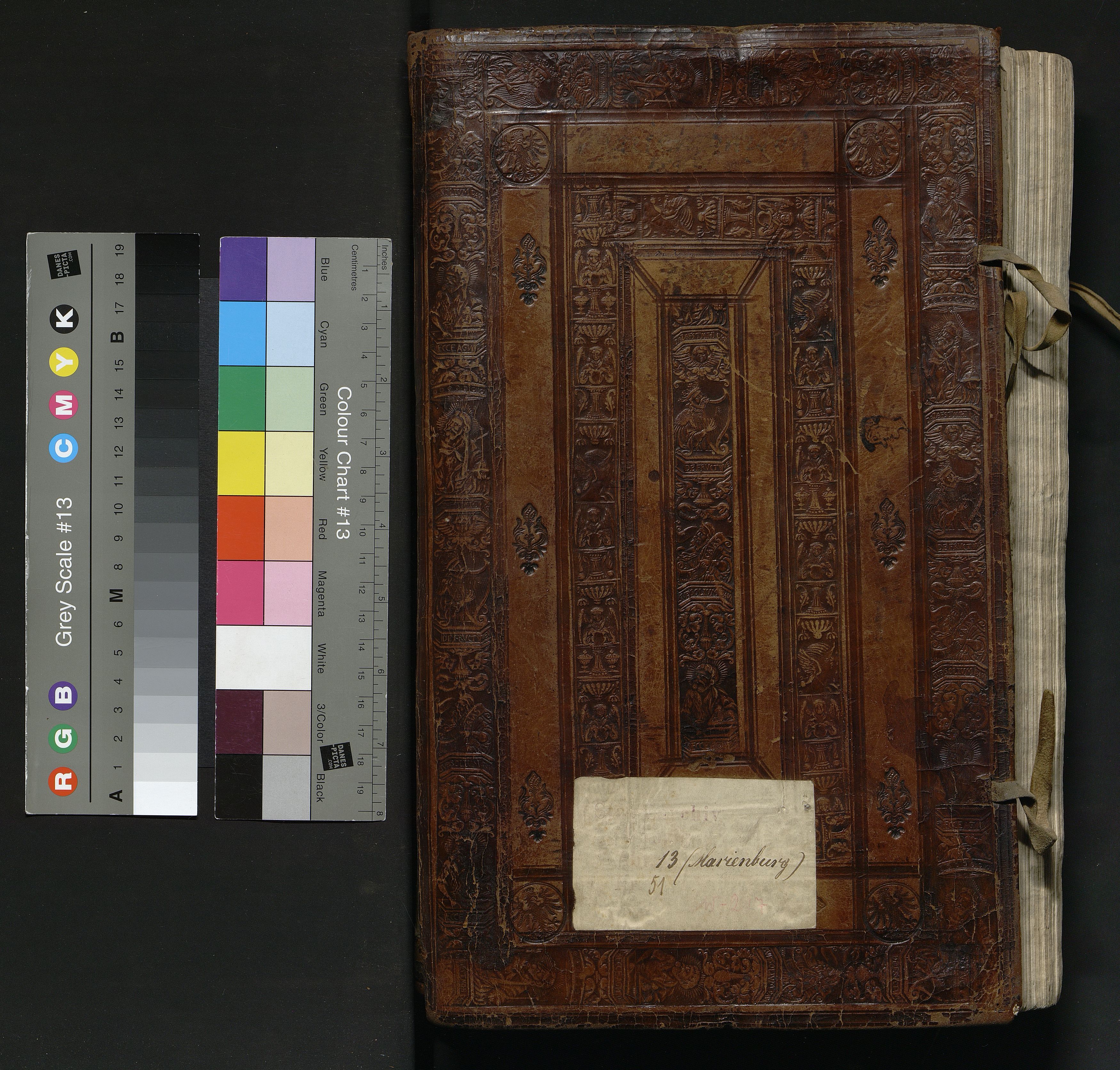 1_9_0_0_W-217_0000_okladka