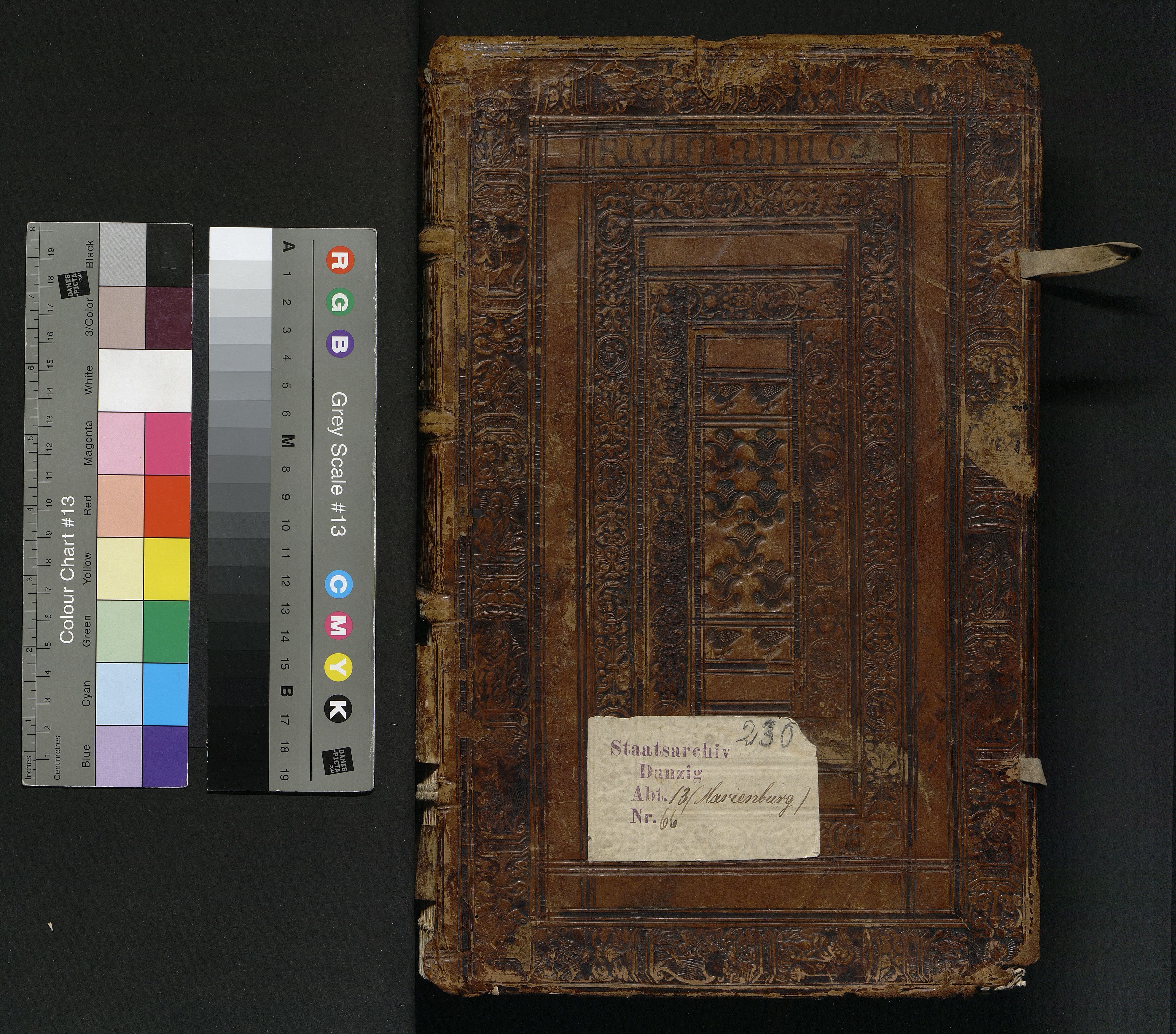 1_9_0_0_W-230_0000_okladka